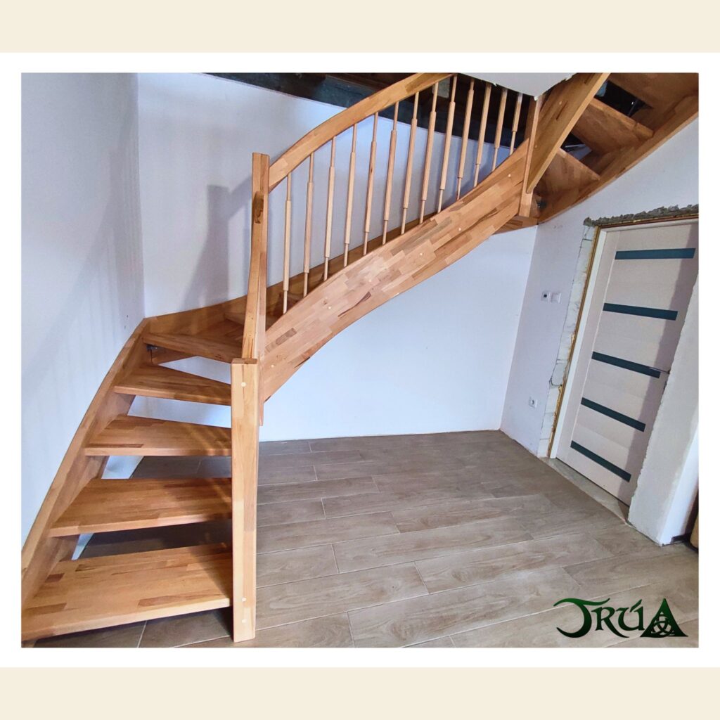 29 - scara structura lemn