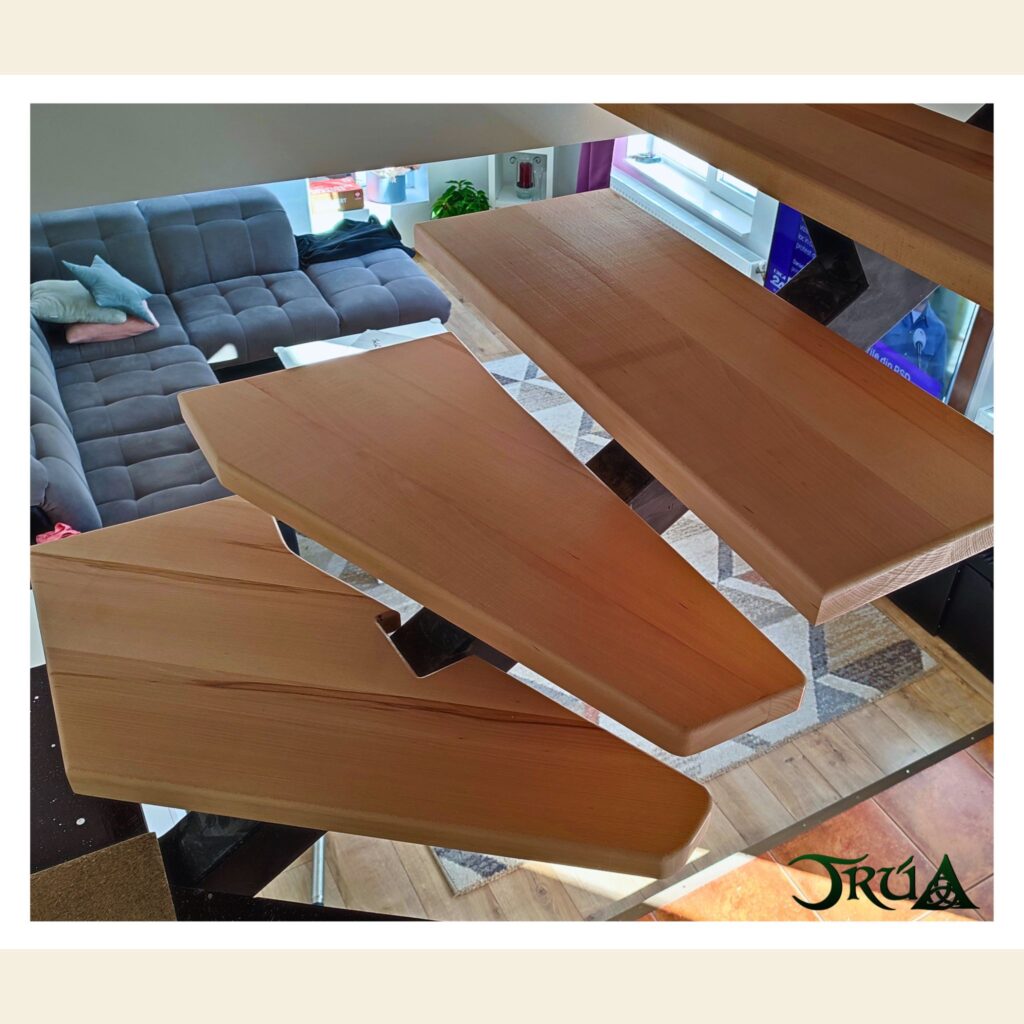 3 Placare cu lemn scara metal