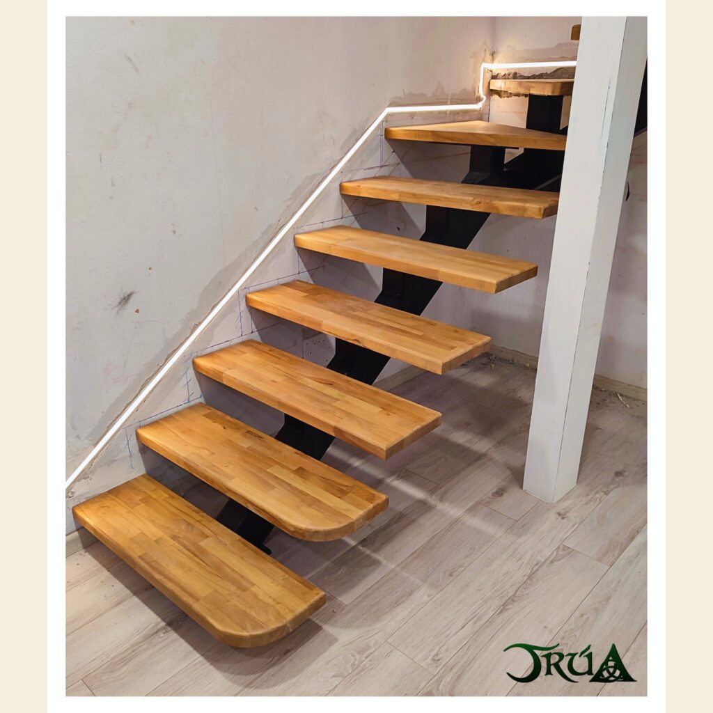 3 Trepte lemn scara metalica