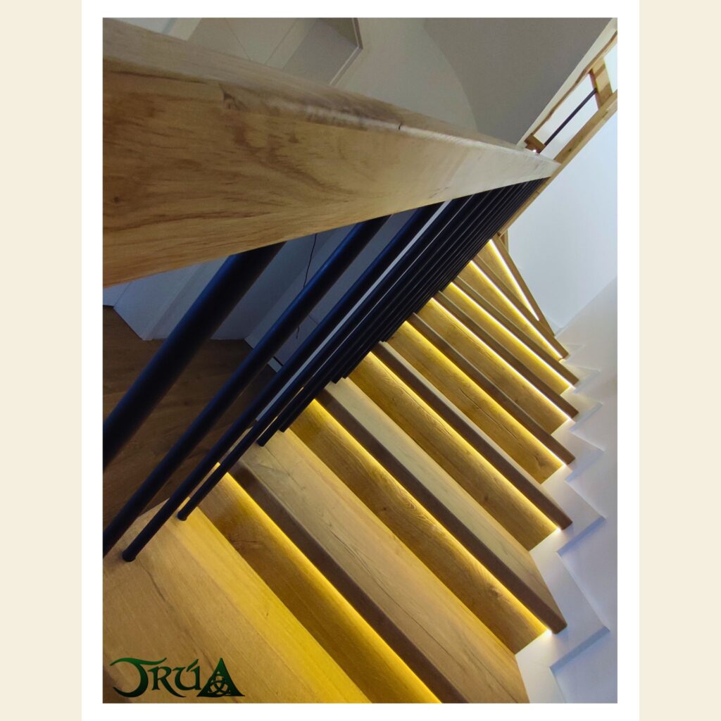 17 Balustrada lemn metal cu portita copii