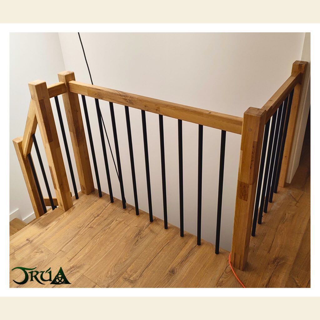 4 Balustrada lemn metal cu portita copii