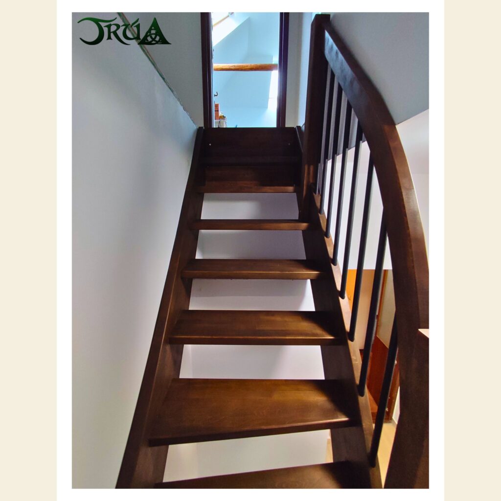 10 scara structura lemn
