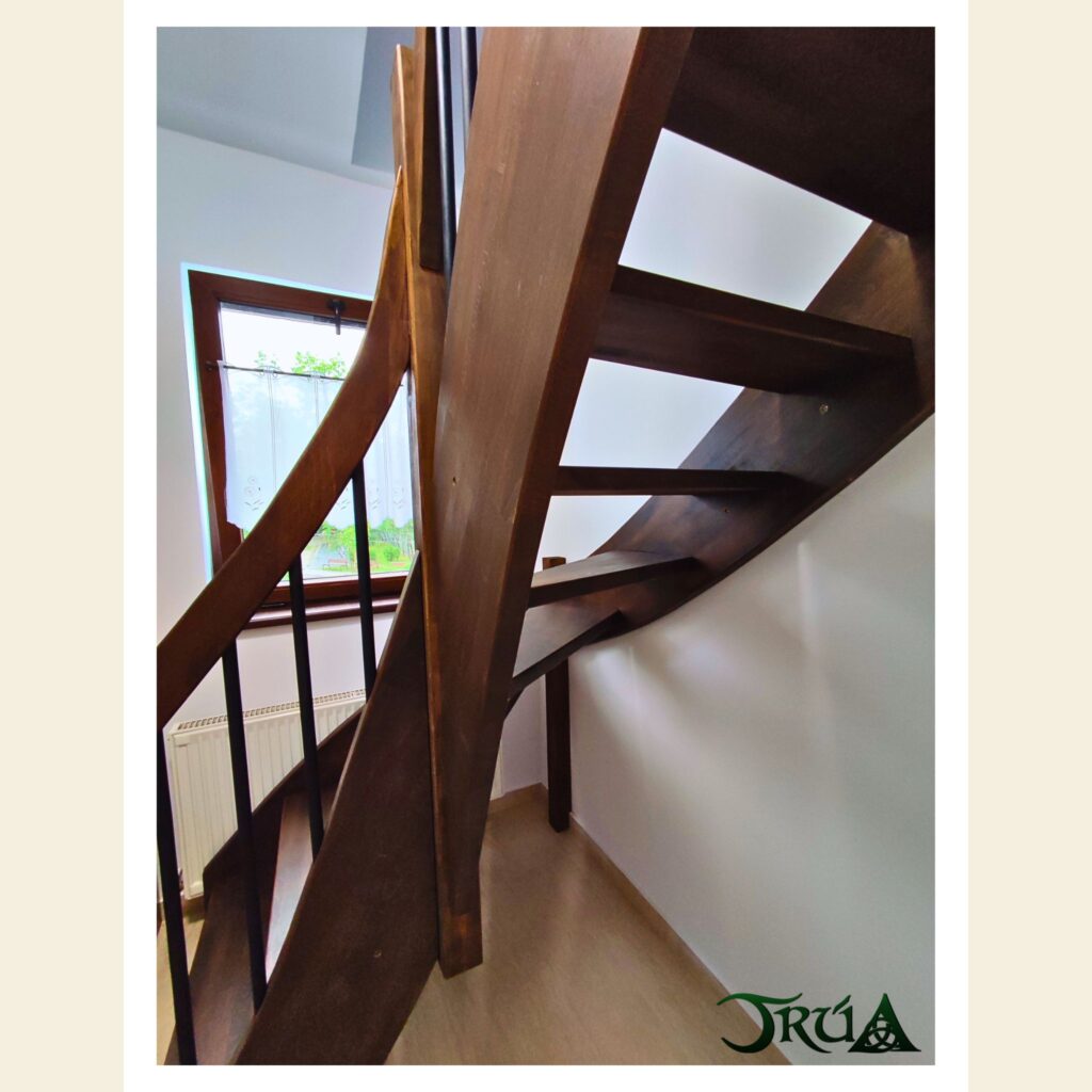 6 scara structura lemn